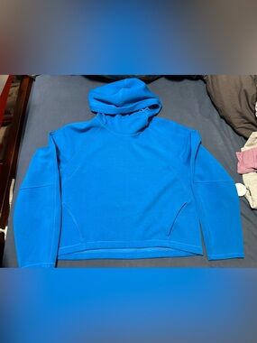 Lululemon Airwrap Modal Pullover Hoodie size 8